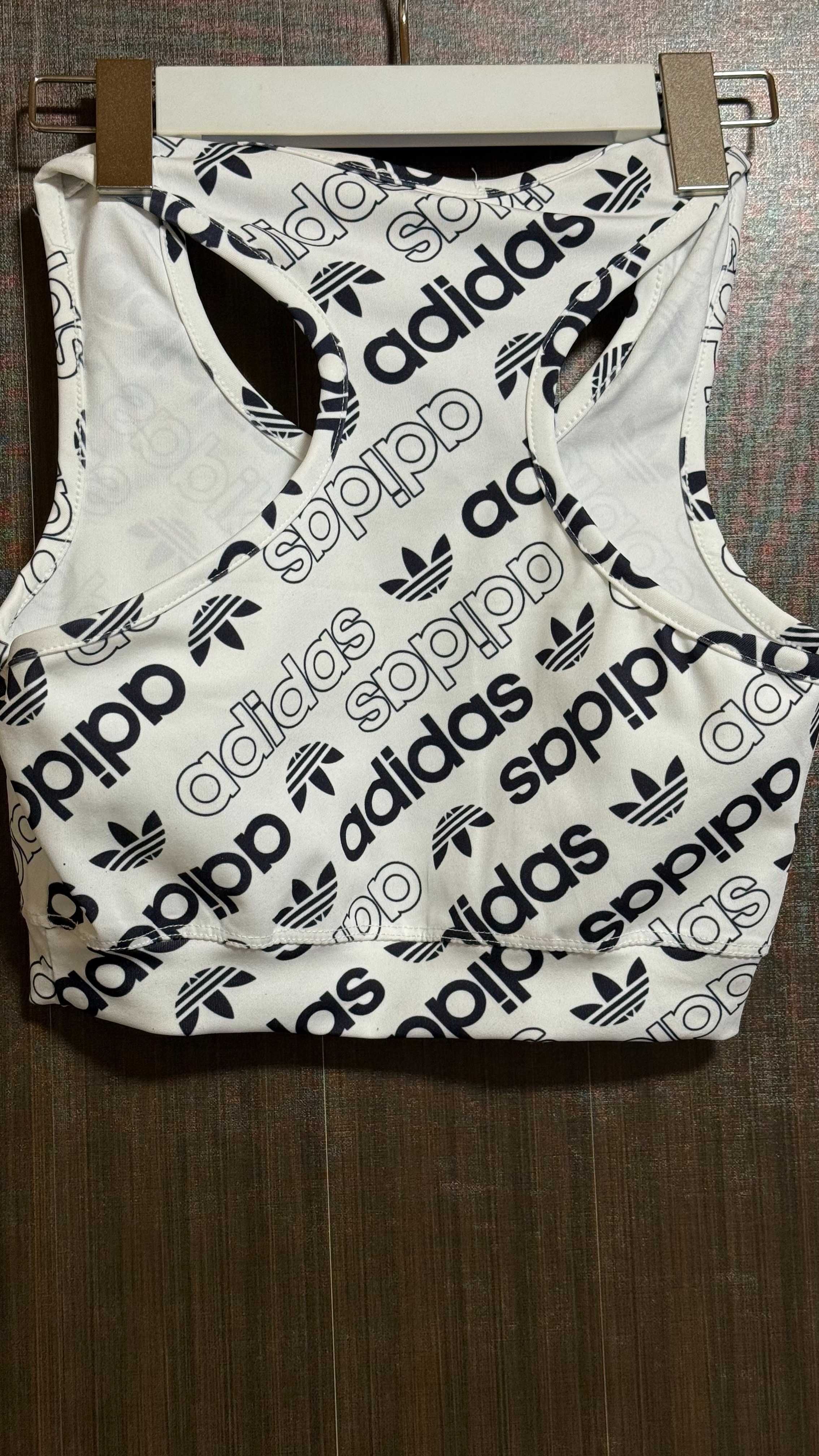 Compleu dama Adidas original sala/alergare si nu numai ,nou ,nepurtat