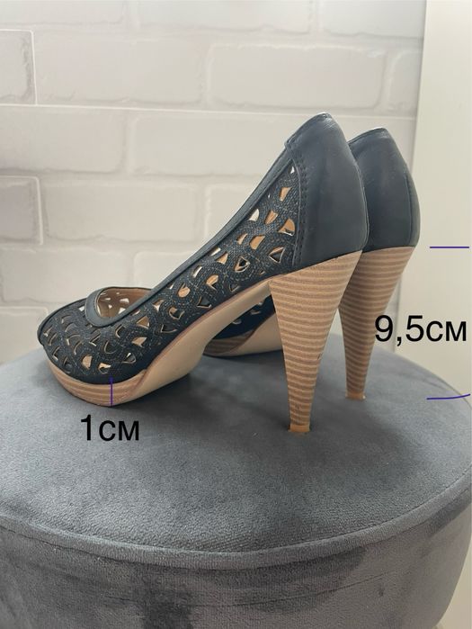 Обувки на ток за лятото