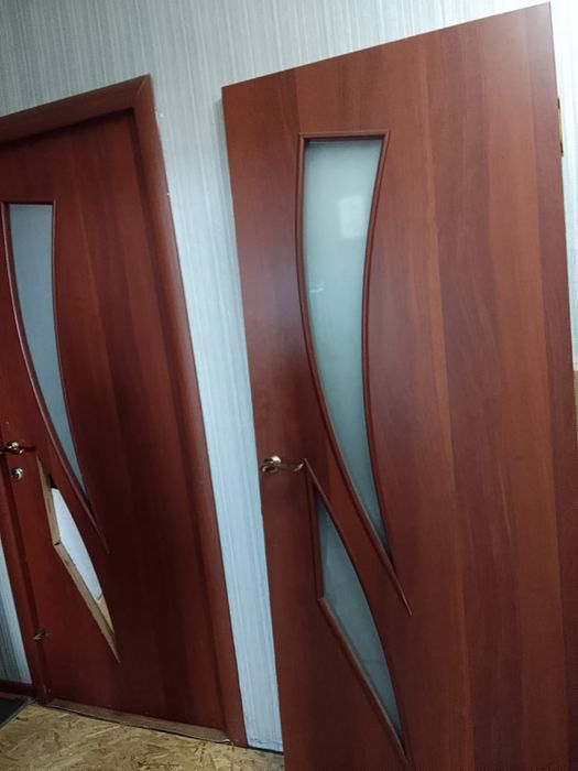 Продается двери по 5000 тенге