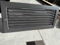 Vand Grila ventilatie semineu cu jaluzea