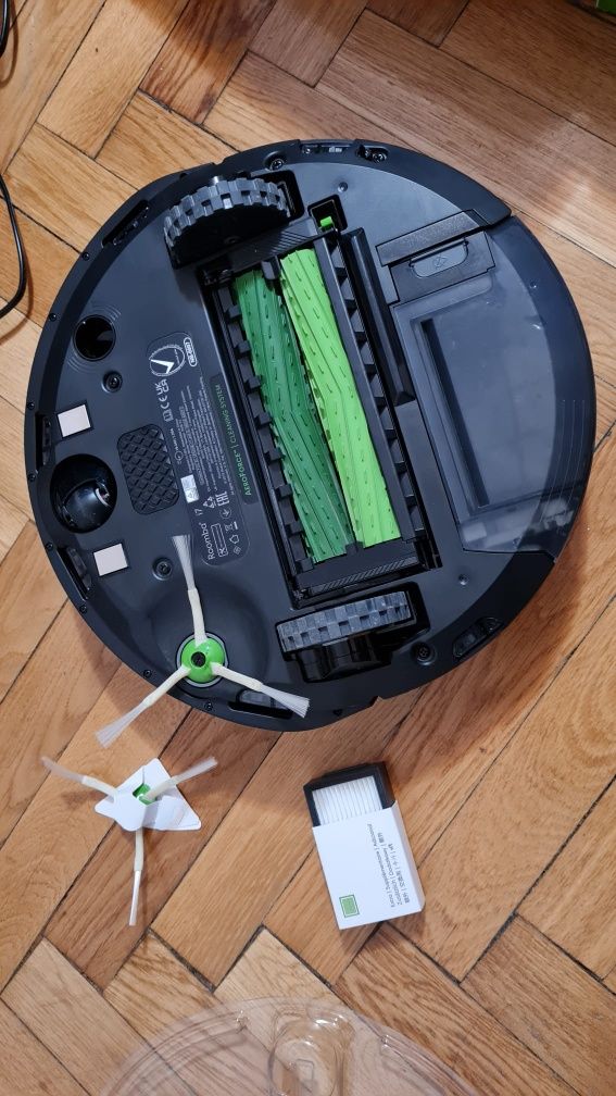 Aspirator Roomba i7