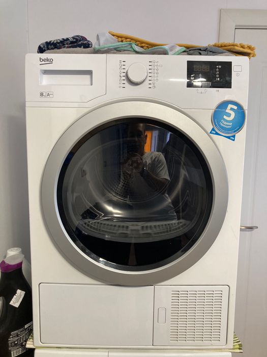 Продавам сушилня беко 8 килограма А++