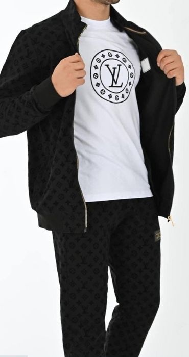 Treninguri Louis Vuitton,diverse mărimi,insertii catifea,logo metalic