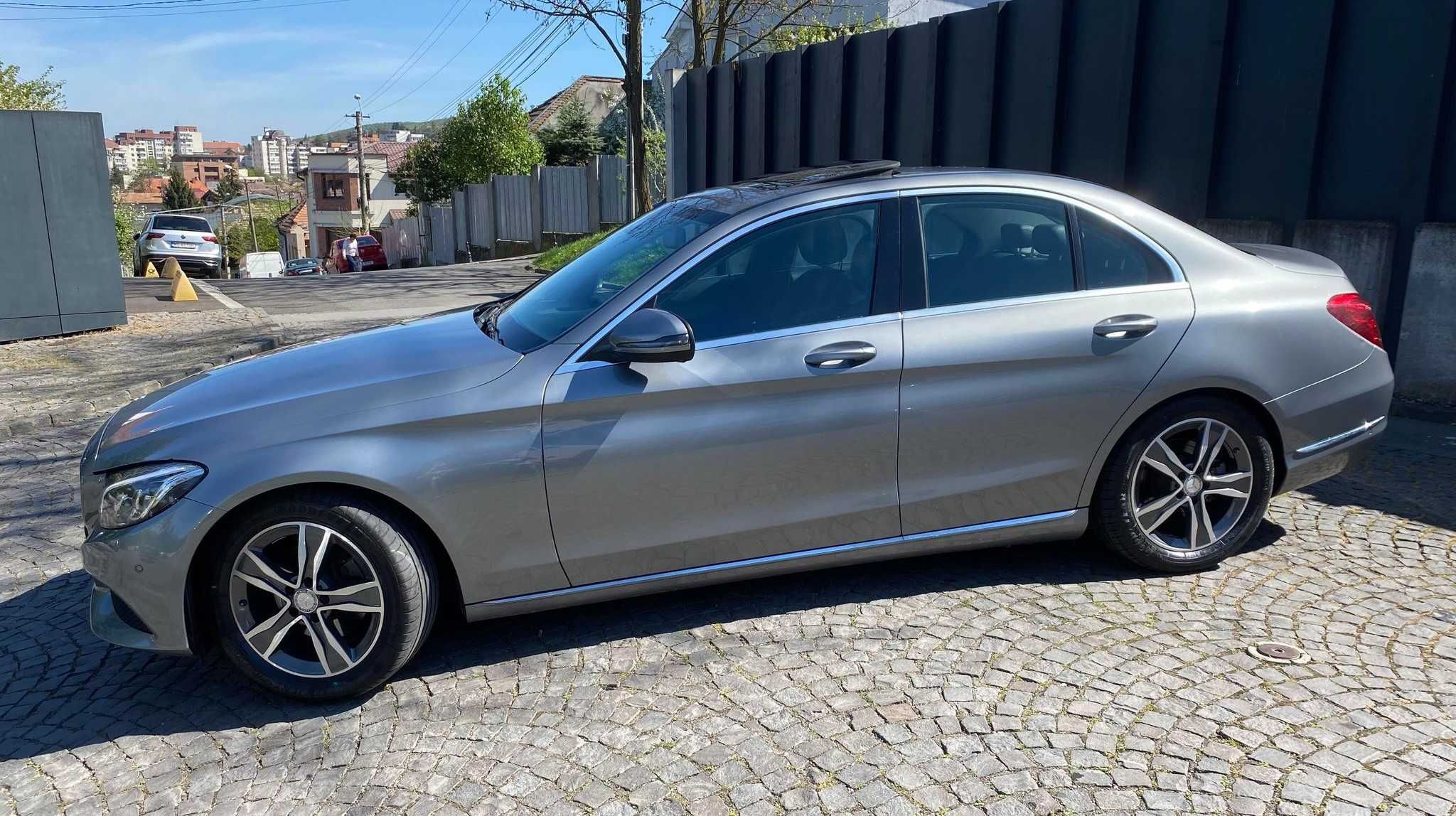 Mercedes Benz C220