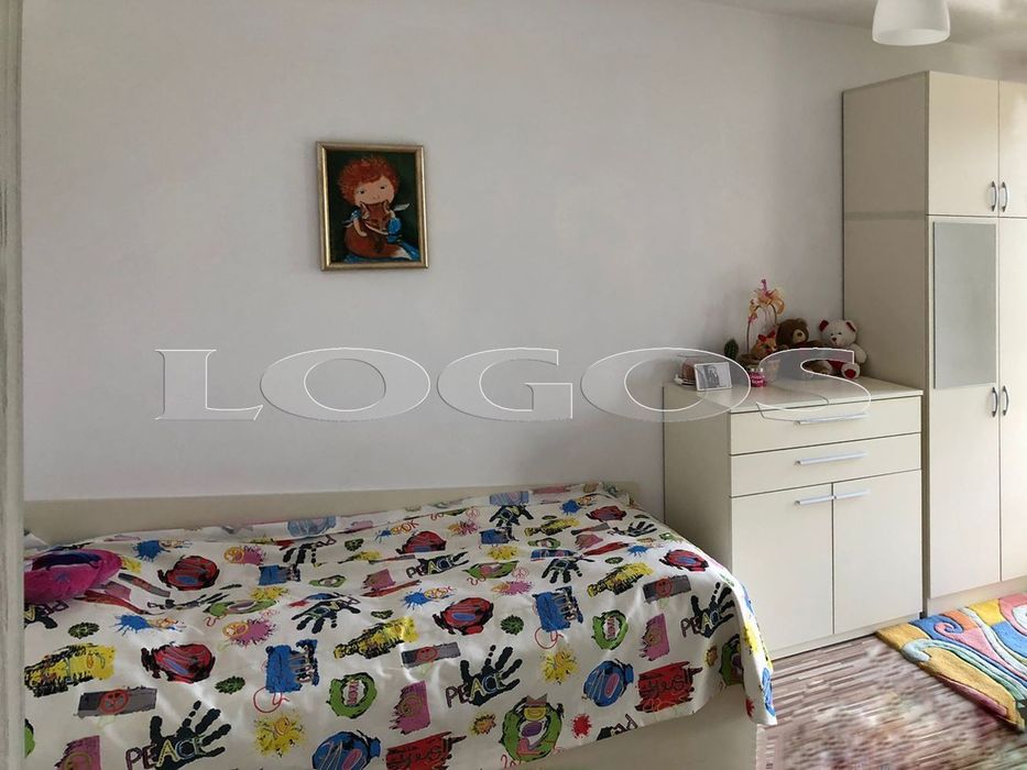 Дава се под наем Четиристаен апартамент в Варна, м-т Траката - 160 кв.м за 900 € - Снимка #7