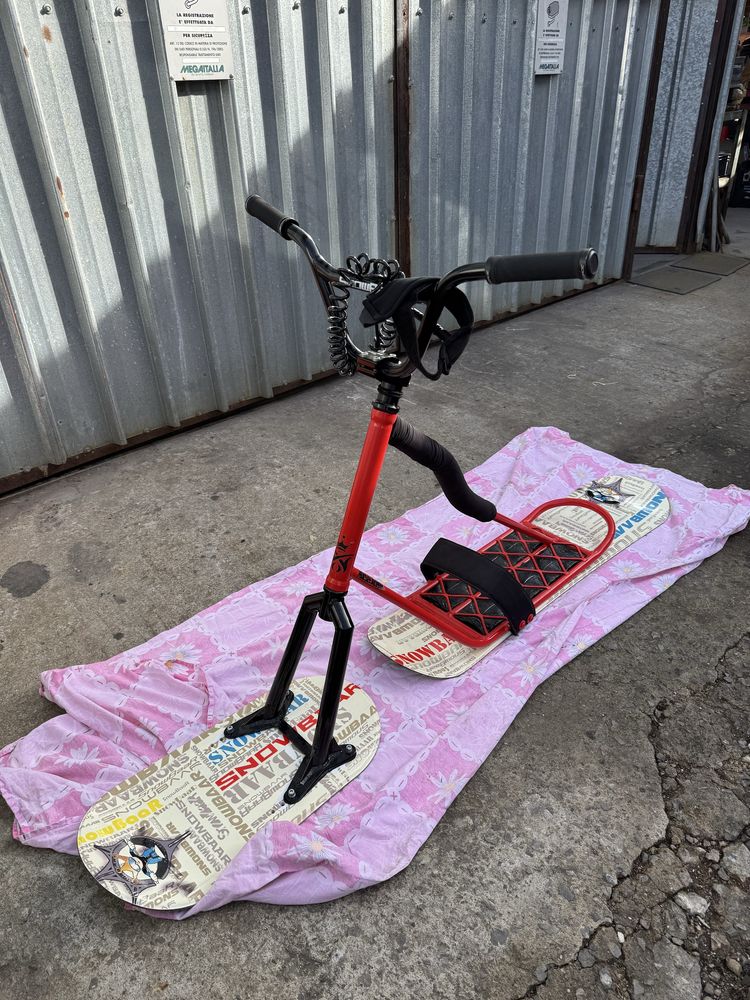 Snowscoot ски байк snowbaar