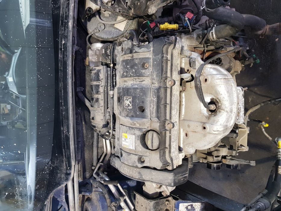 Compresor aer conditionat Peugeot Citroen 1.6 16V