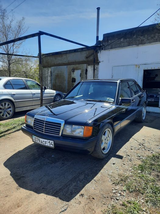 Продам мерседес 190