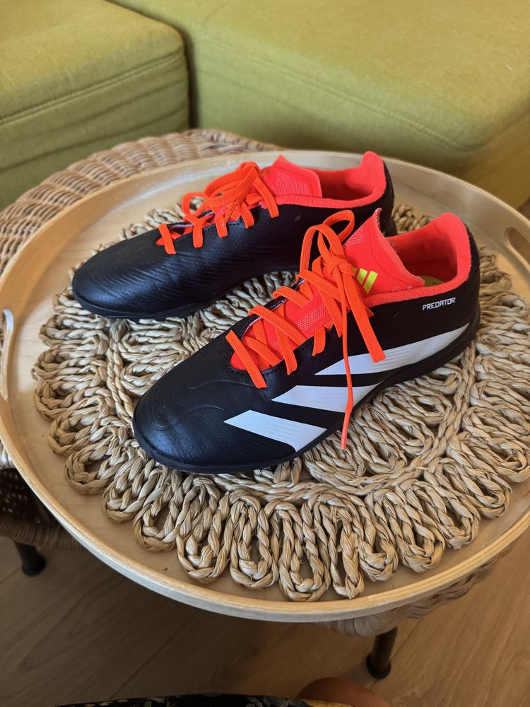 Футболни маратонки Adidas Predator 38 размер