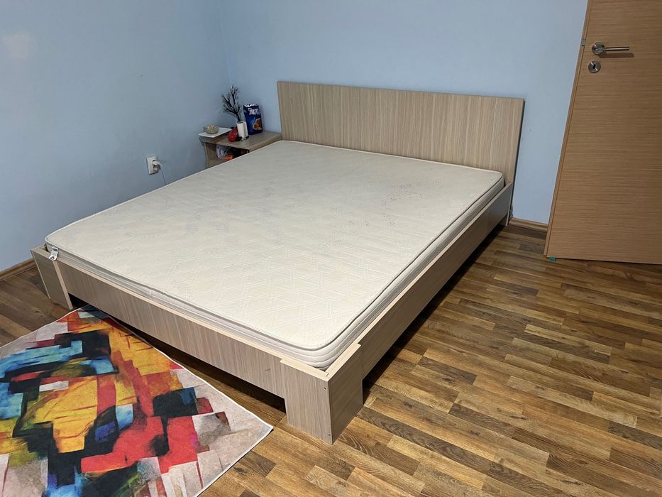 Pat cu saltea Dormeo 180 cm