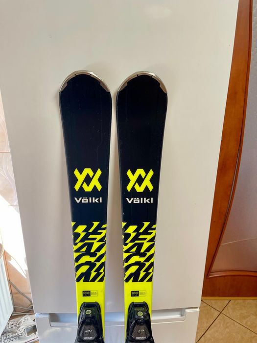 Schiuri volkal 144 cm  skiuri