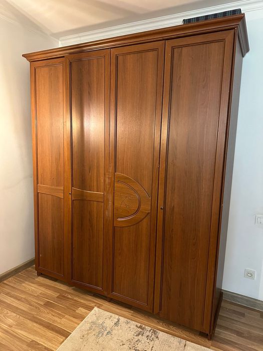 Спальный гарнитур б/у