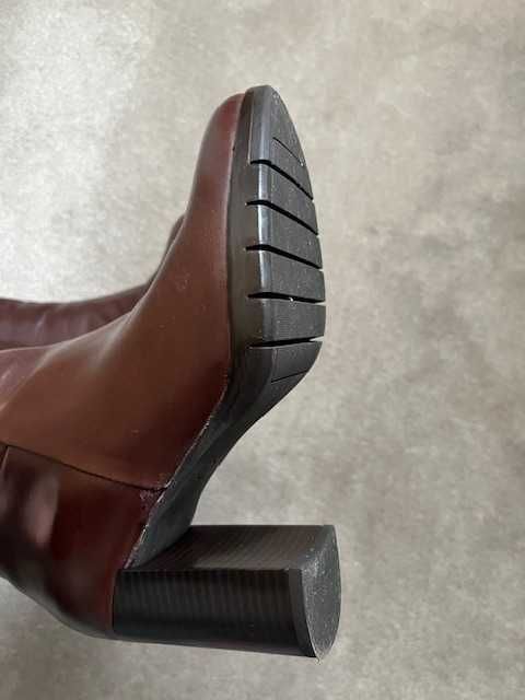 Ghete din piele naturala Rizzoli, 37