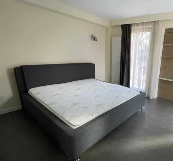 Дава се под наем Тристаен апартамент в Пловдив, Старият град - 78 кв.м за 229.5 € - Снимка #2