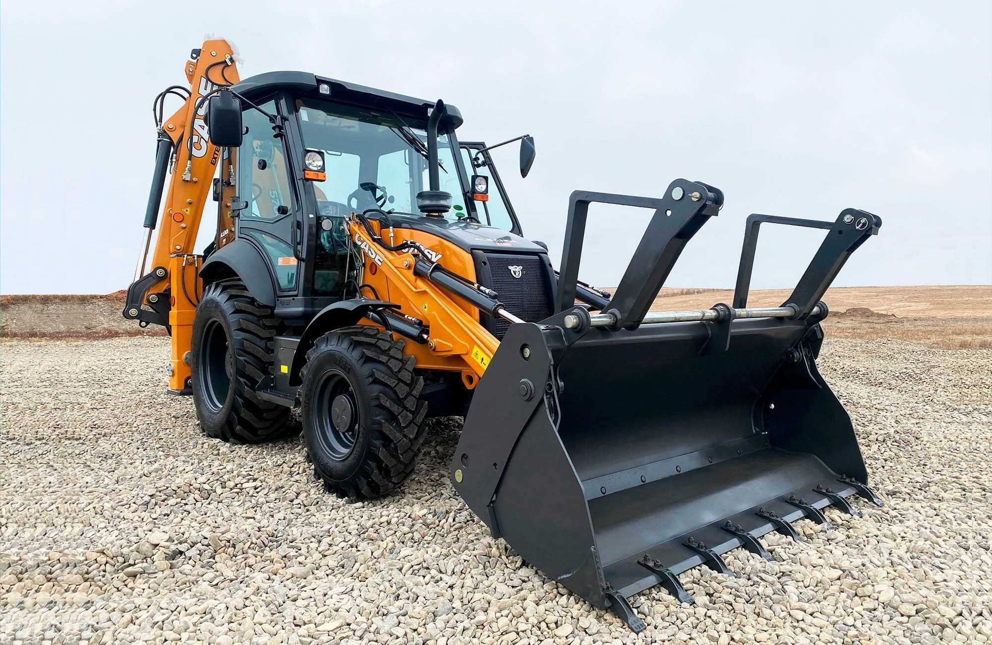 Американский экскаватор-погрузчик CASE 570SV