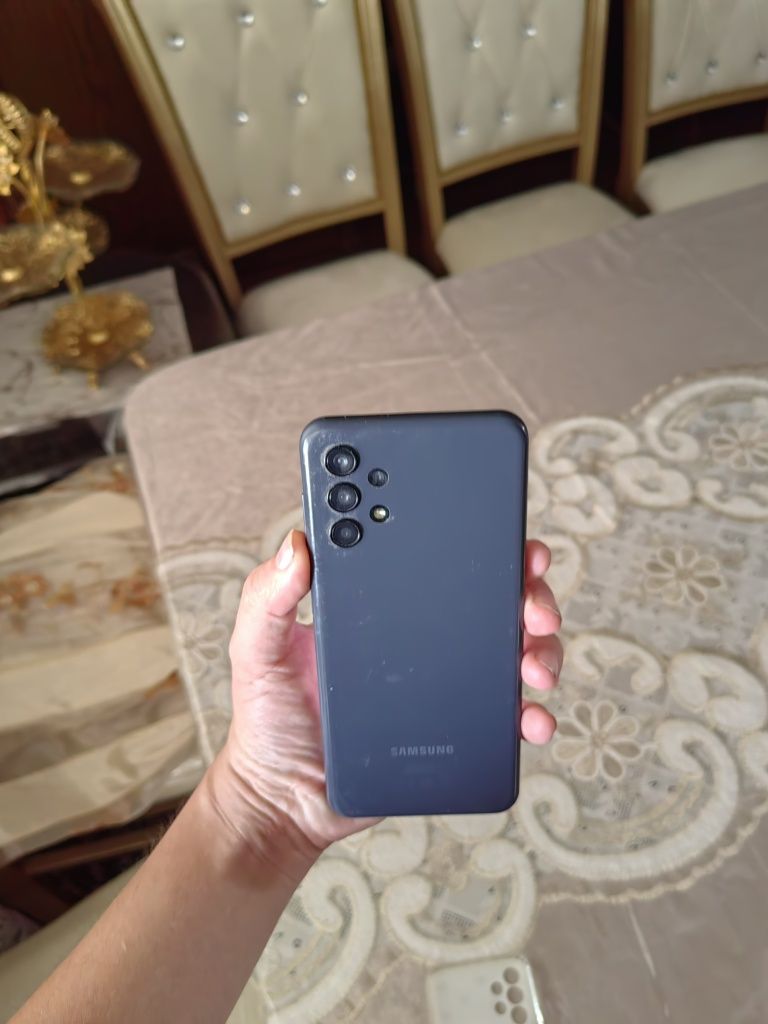 Samsung A13 4/128gb sotiladi