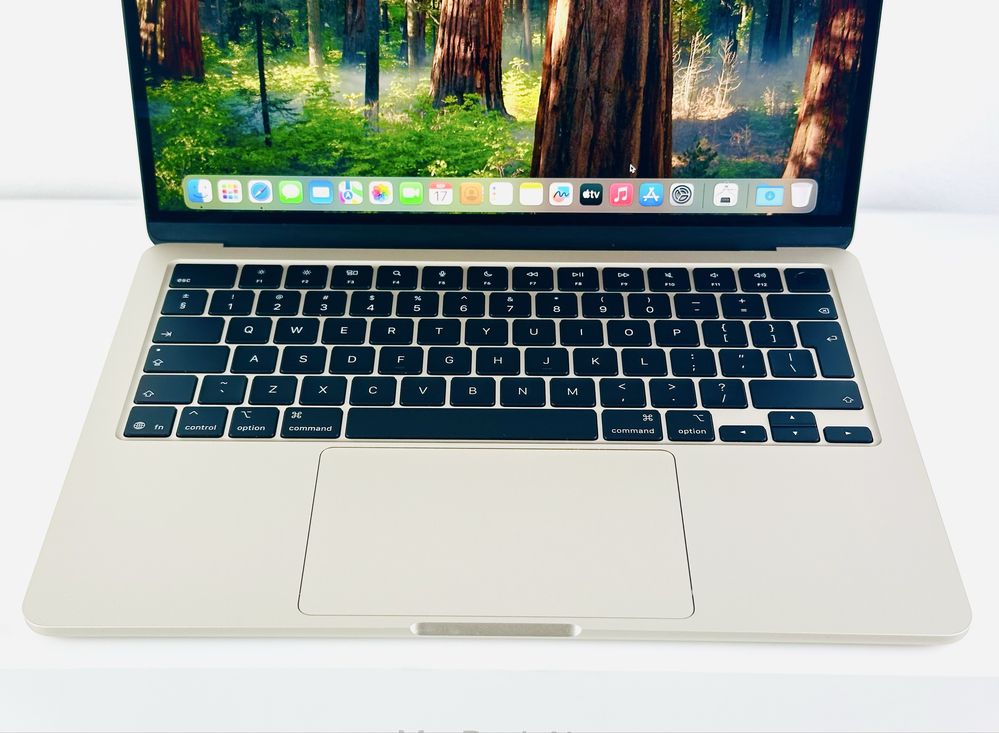 НОВ! Apple MacBook Air 13" M4 16RAM 256GB Starlight Гаранция!