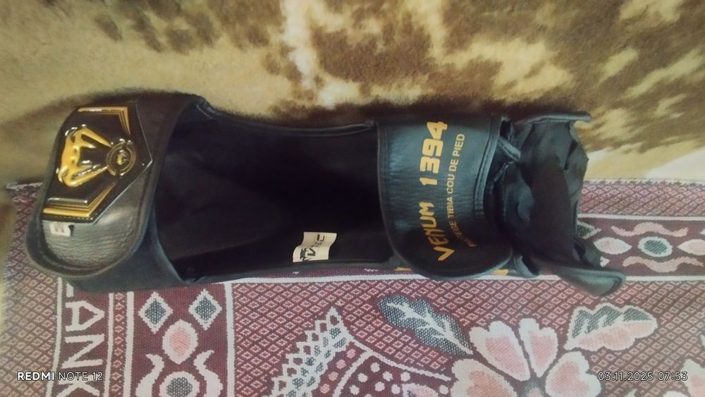 продам футы (почти новые)