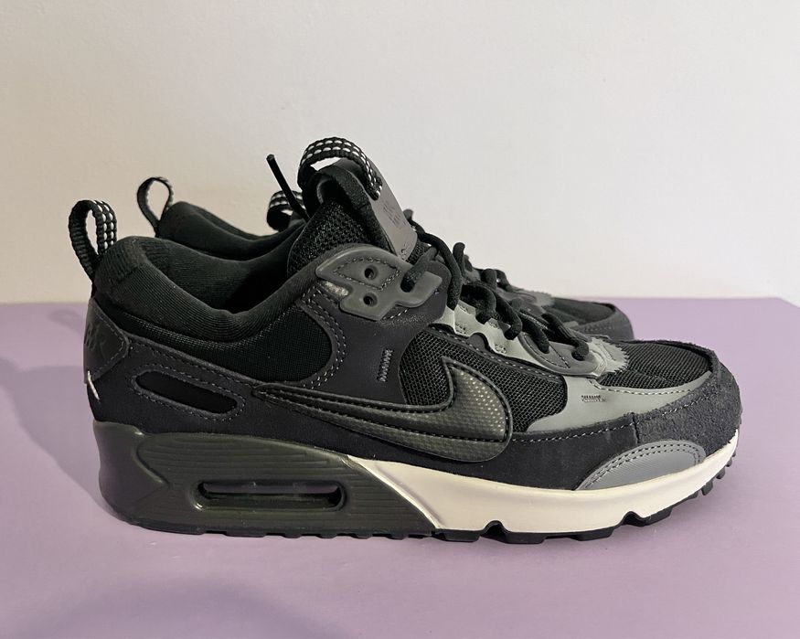 NIKE Air Max 90 Futura marimea  37,5
