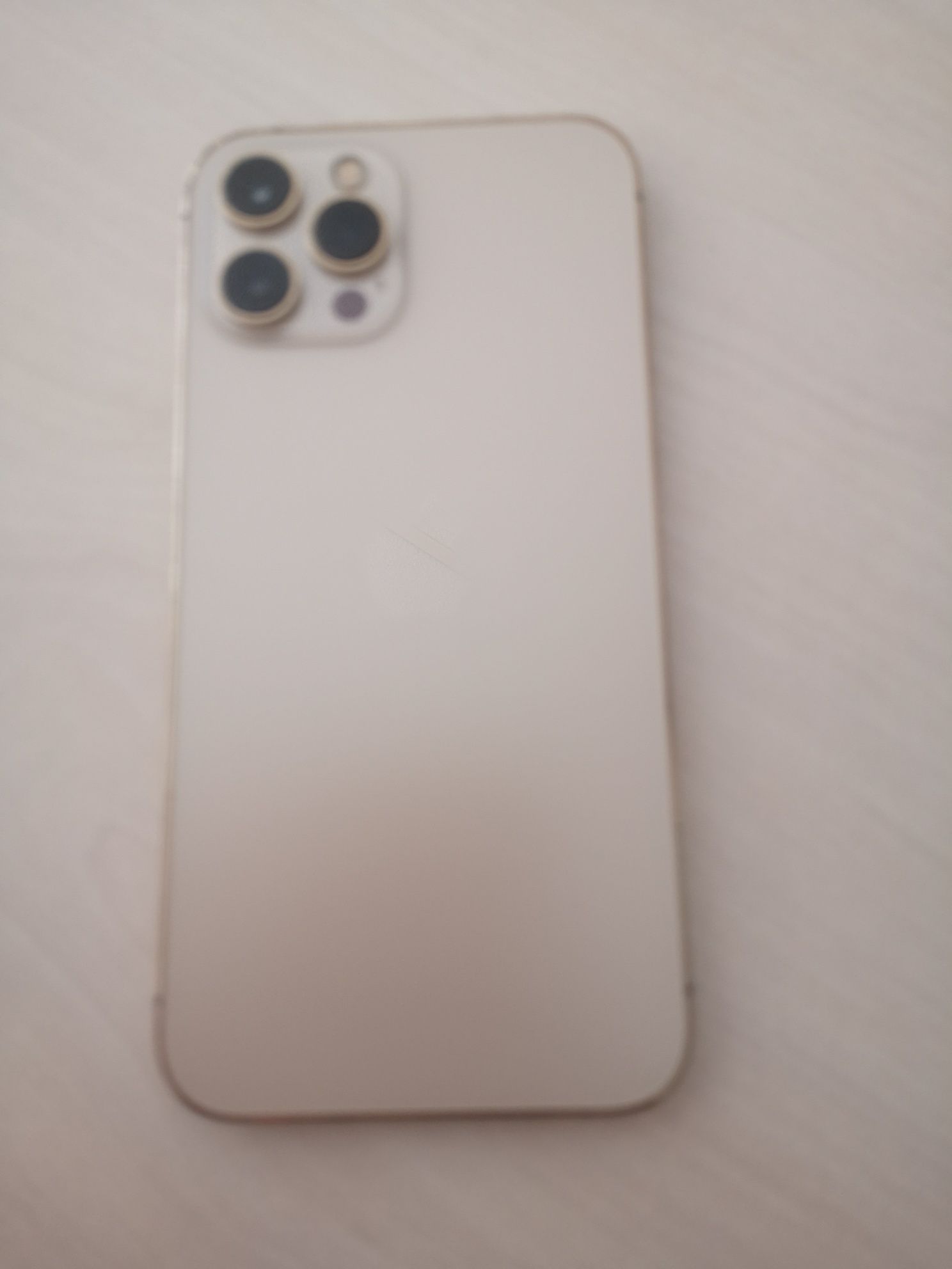 Iphone 12 Pro Max Gold- 256Gb/100 % Battery health