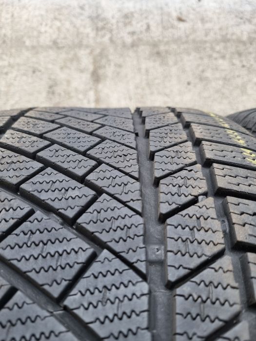 2 anvelope iarna CA SI NOI CONTINENTAL 265/40/19 DOT 2019