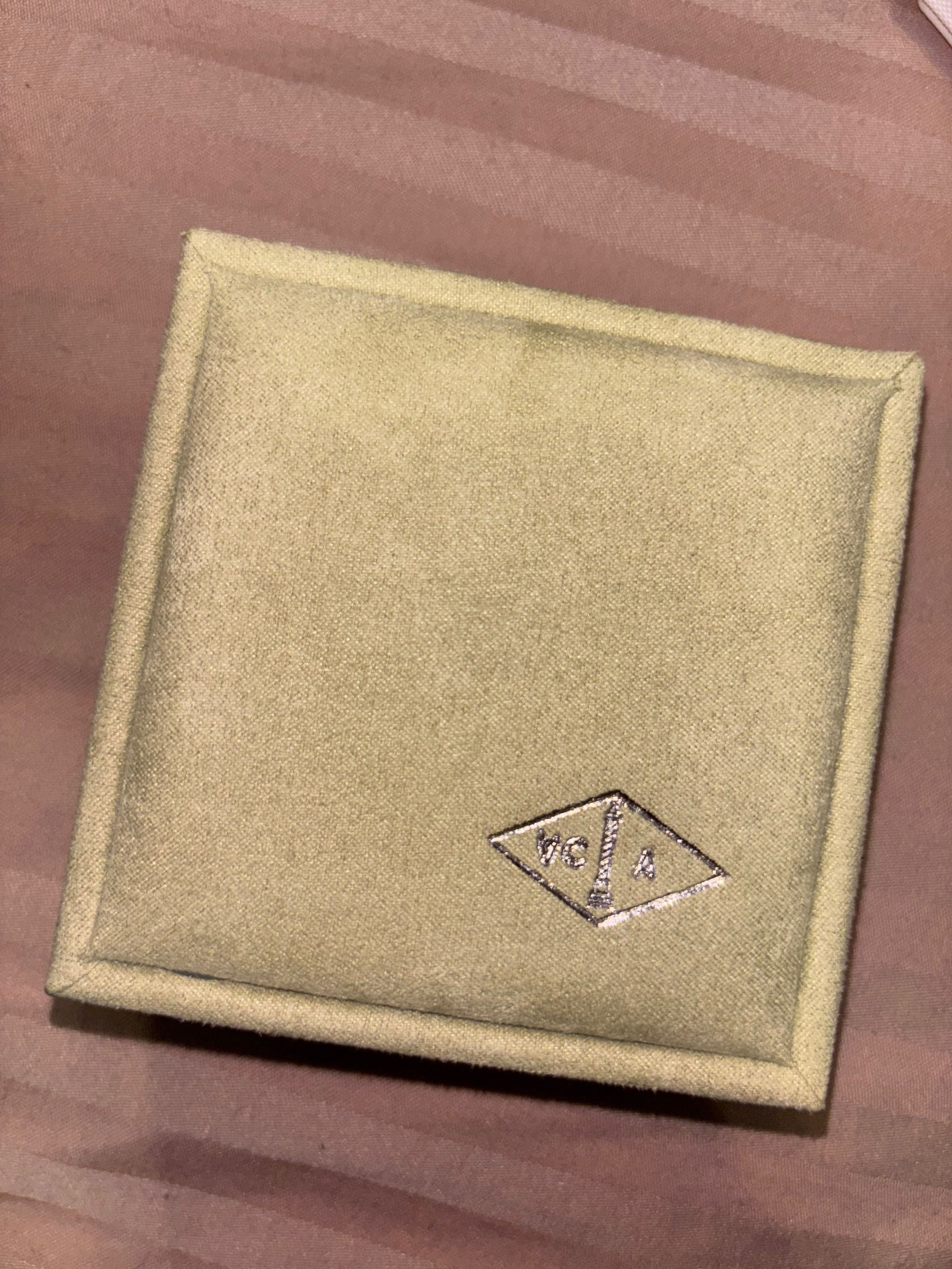 Van Cleef колие и обеци