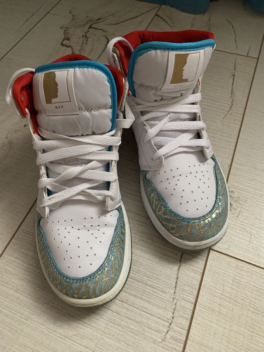 Jordan -Air Jordan 1 Mid GS UNC to Chicago marimea 36,5