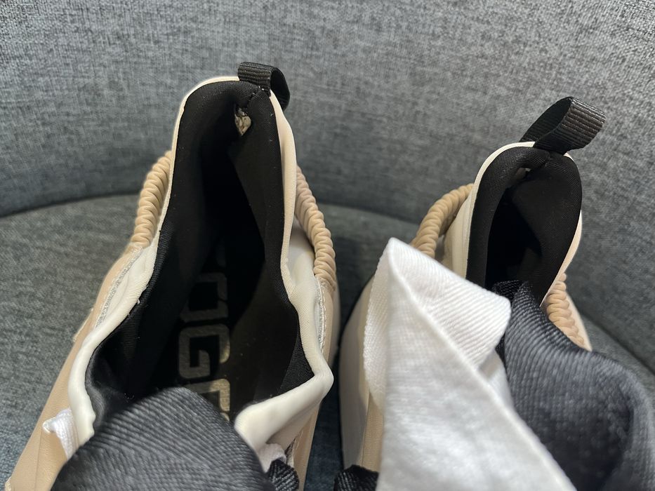 Сникърси Togoshi