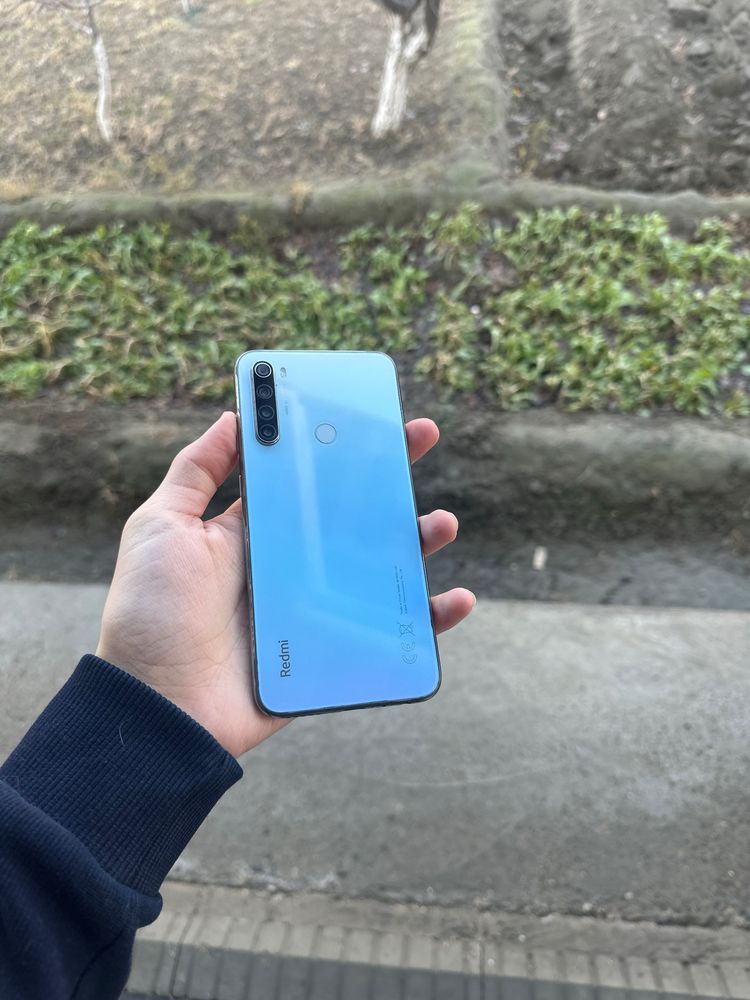 Redmi note 8 32 gb.