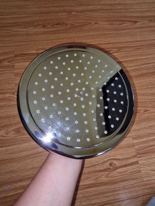 Palarie dus argintie pe rotund, HANSGROHE