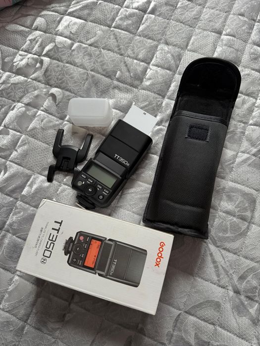 Вспышка от Godox TT350