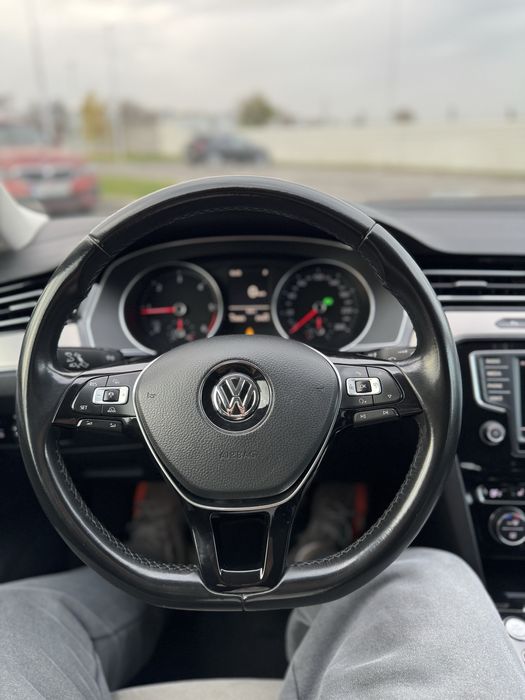 Volkswagen Passat B8 240cp