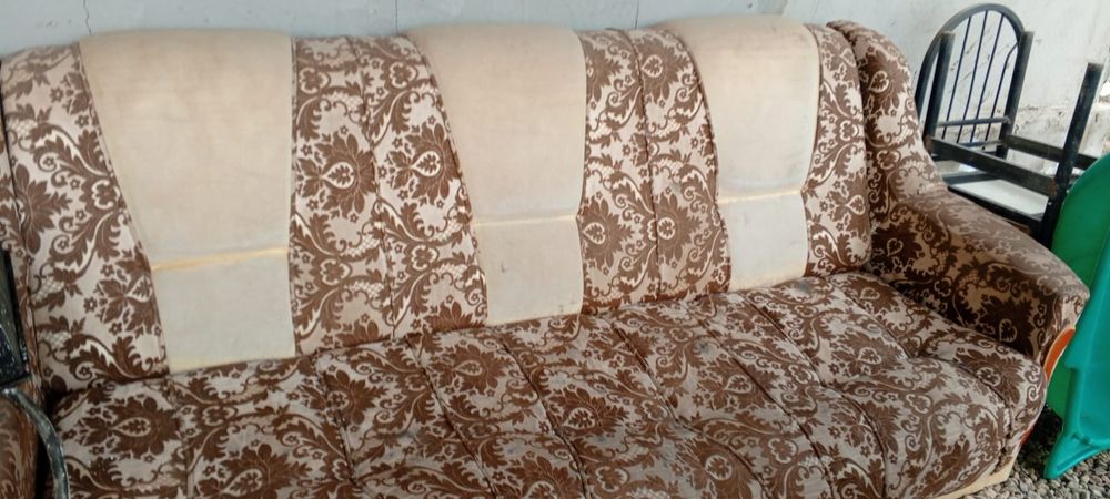 Срочно продам Диван