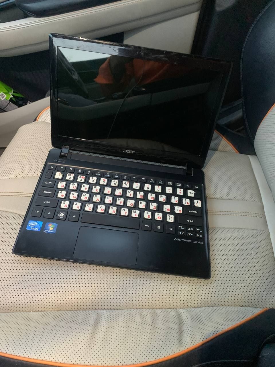 Продам Acer Q1VZC