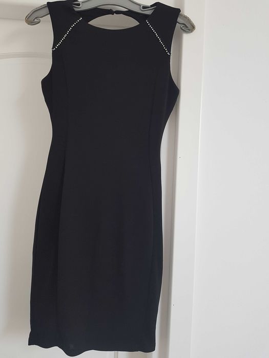 vand rochite de zi, o singura purtare