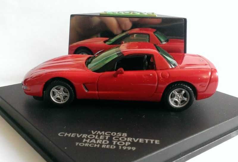 Macheta Chevrolet Corvette C5 Hard Top 1999 rosu - Vitesse 1/43