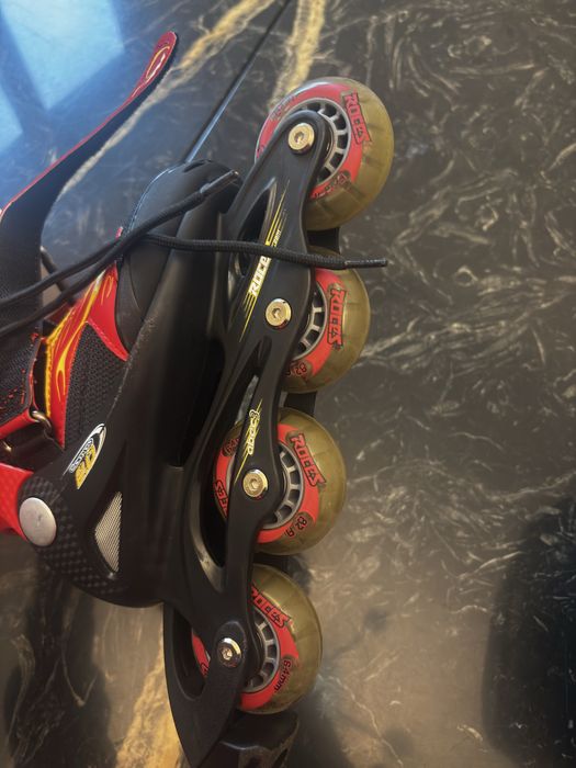 Role copii reglabile 30-33 Roces + cadou manusi