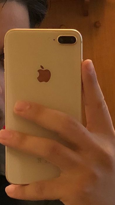 iPhone 8 plus 64 gb