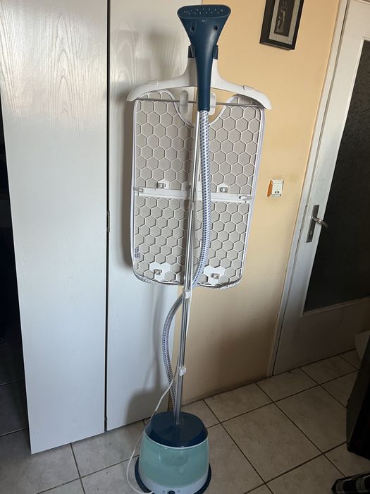 Нов уред-манекен за гладене с пара Philips