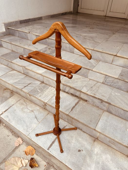 Дървена стойка за дрехи / Valet Stand – винтидж стил
