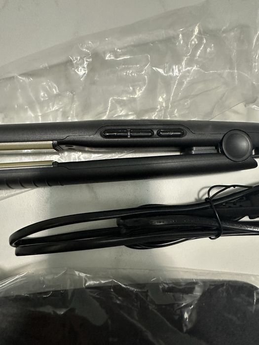 Ново! Преса за коса Remington 2в1