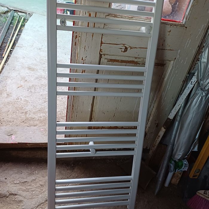 Vând Calorifere din oțel