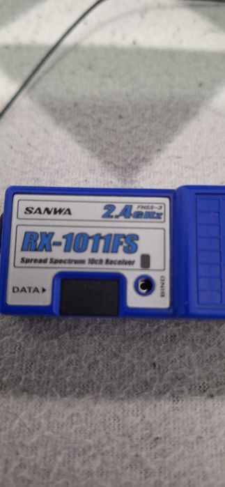Radiocomanda Sanwa SD10G pe 2.4 Mhz cu 3  receptori ,cutie transport