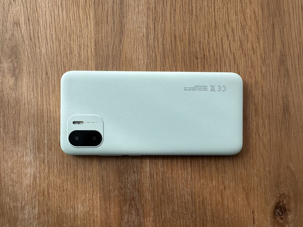 Xiaomi Redmi A1 – 64GB памет / 2GB RAM + + оригинален адаптер