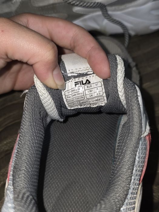 Шарени обувки fila