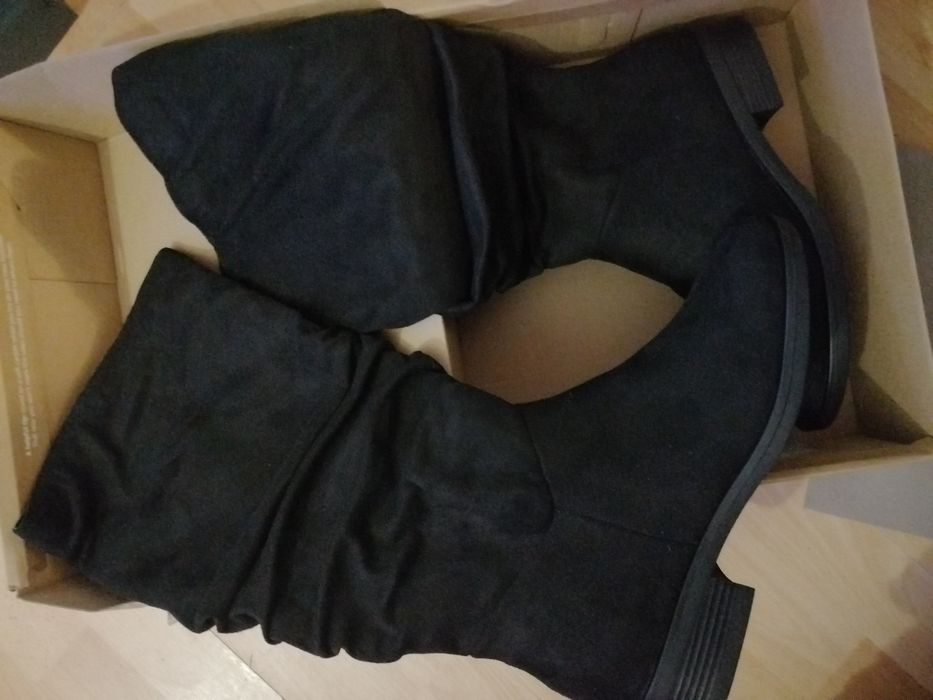 Cizme negre inalte marimea 41 noi