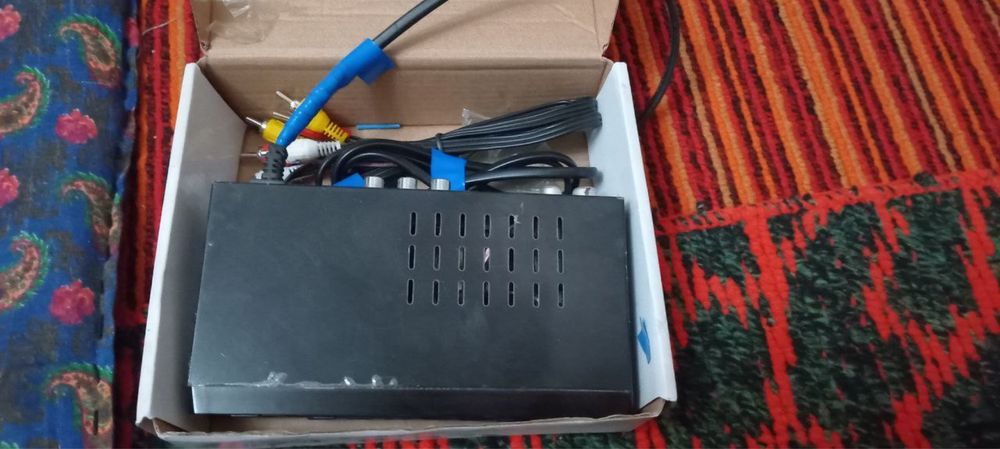 Ucbox 24 talik tuner kanala sotiladi