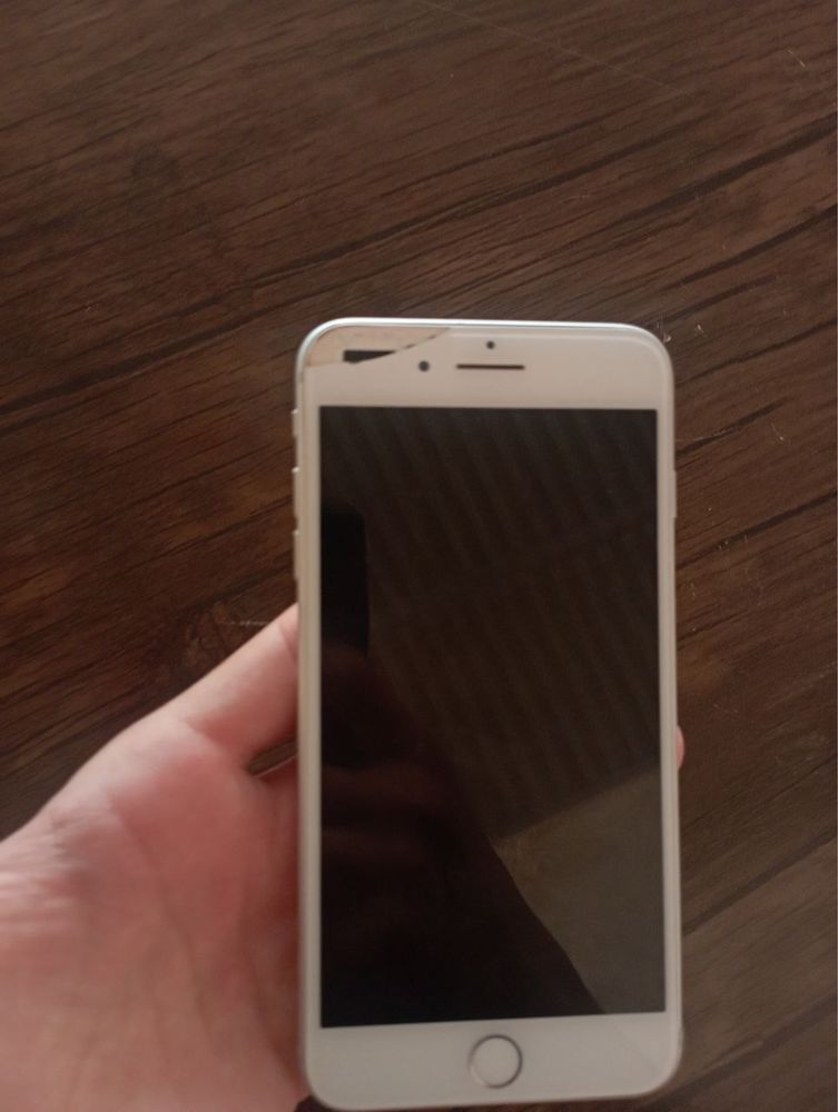 Iphone 8 plus 64gb iOS 16.7.11 da ishledi