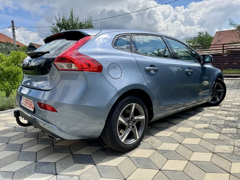Volvo V40 D2 2017 / full led / Sirocol / Webasto