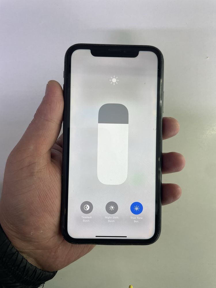 Iphone XR (64GB) в идеальном состояний